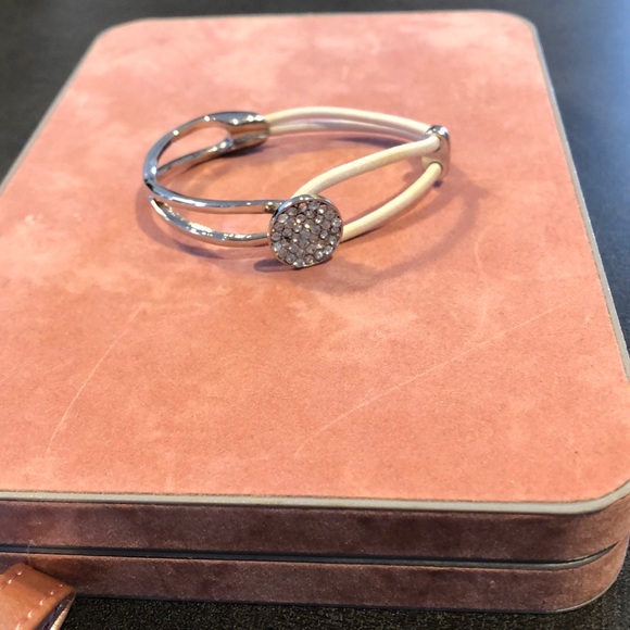 Bracelet - Picture 2 of 3